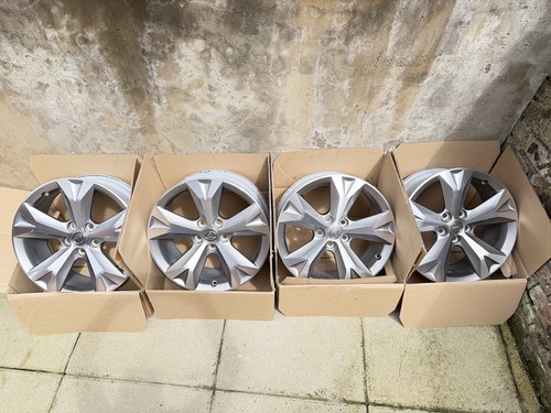Lexus alloy wheels - x, 4