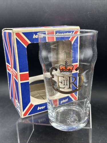 British pint royal glass 1977 - pint,