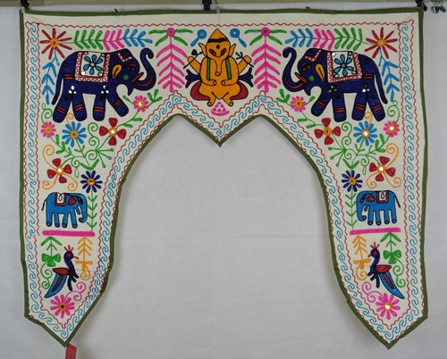 Aari door arch - door,