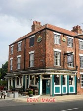 PHOTO  HULL THE OLD ENGLISH