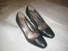 Ladies shoes ‘ LOTUS ‘ – blue – size 4 – good condition