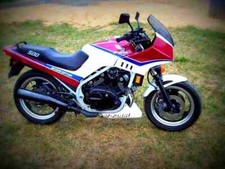 Honda VFR 1000 F 2 1986 3 A4 Photo