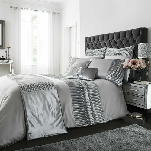 Luxury sparkly quilt - sparkly,