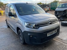 2019 CITROEN BERLINGO MK3 1.6 DIESEL WHITE REAR RIGHT SPLASH GUARD - BREAKING
