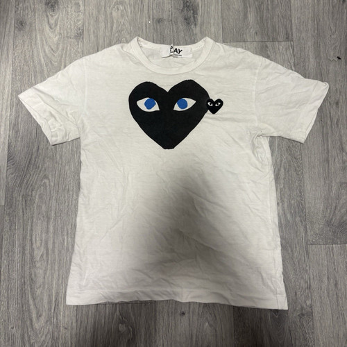 Comme des garçons play - des,