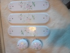 3 Vintage Ceramic Door Finger