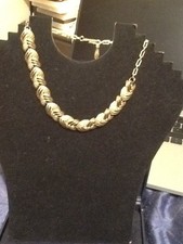 stunning vintage gold metal choker necklace