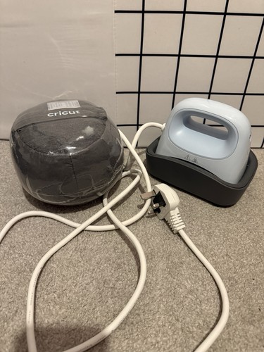 Cricut hat cap heat press - /,