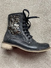 Womens Feud Britannia Black