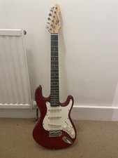 GEAR4MUSIC ST-Style 3/4 Size 6-String Electric Guitar In Red With Bag -M26