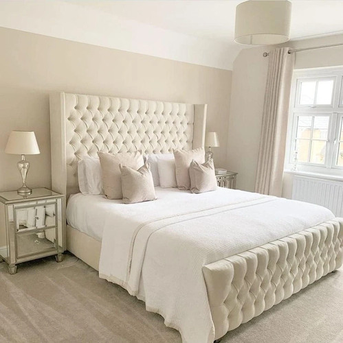 New chesterfield winged bed - new,