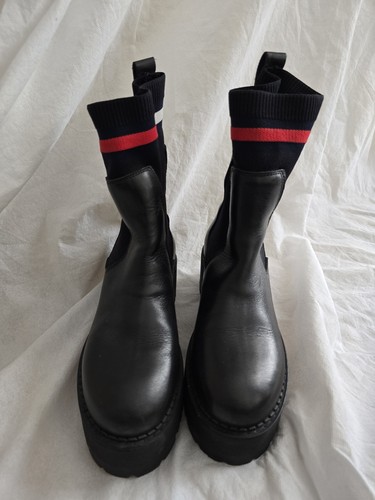 Size black tommy jeans - 6,