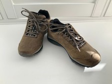 Merrell womens vibram light brown nubuck leather walking hiking shoe size 6 (39)