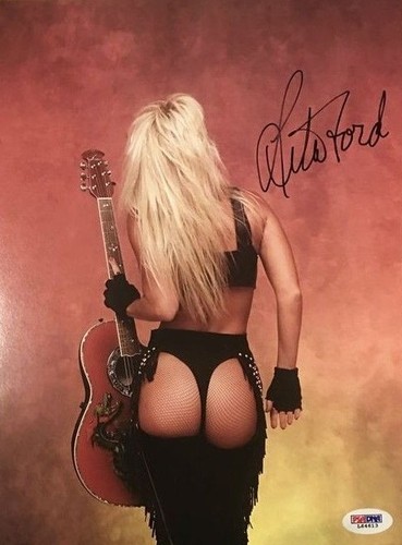 Lita ford signed photograph - lita,