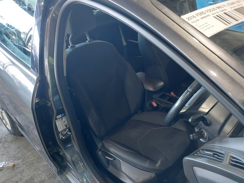 Seat front right - front,