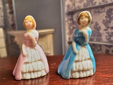 Dolls house miniature 1:12