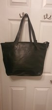 Fred Perry Black Leather