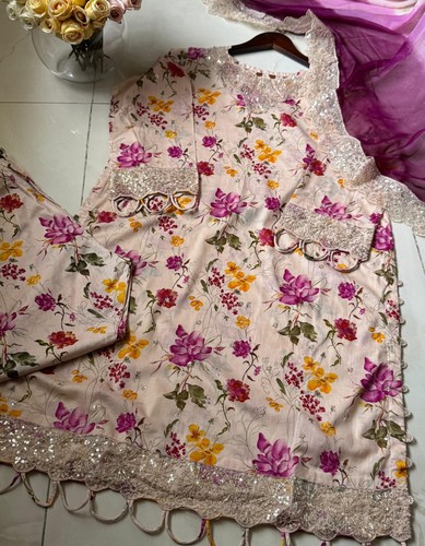 Prints beautifully stitched - prints,