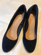 BNWT FAUX SUEDE DARK NAVY BLUE