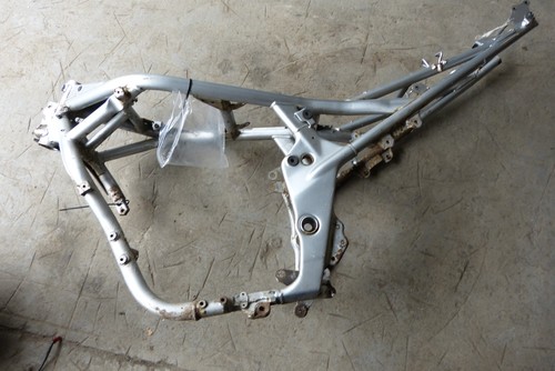 Suzuki gsf650 2009 frame - gsf650,