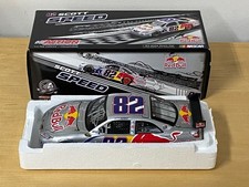 AUTOGRAPHED 2009 #82 Scott