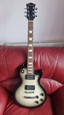 ELECTRIC GUITAR IN SILVER AND