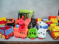 HAPPYLAND FIGURES, VEIHCLES AND BUILDINGS