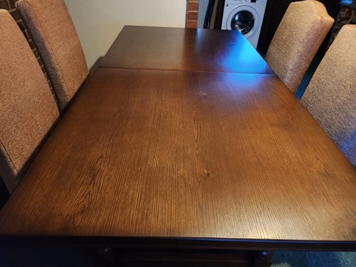 Old charm oak dining table - oak,