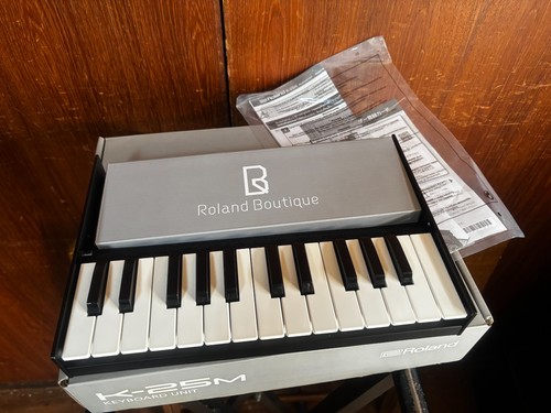 Roland 25m boutique - roland, k-25m