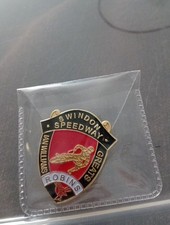 Ian Williams Greats Swindon Robins Gold Speedway Badge