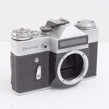 VINTAGE ZENIT E 35mm RUSSIAN FILM CAMERA -TESTED  c.1965-86 - #11