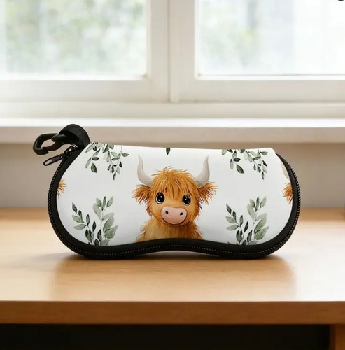 Cute highland cow glasses case - highland,