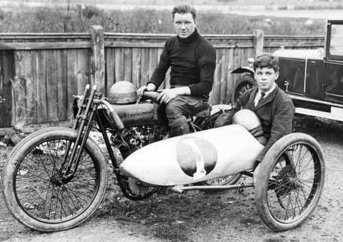 Dixon harley davidson - a,