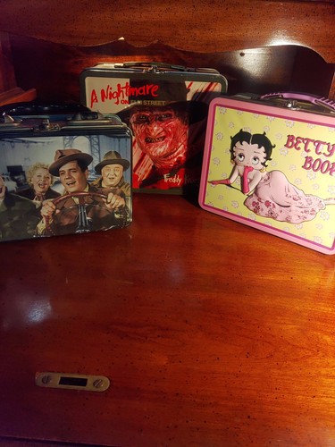 Lot metal lunch boxes - metal,