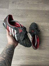 adidas Predator Powerswerve