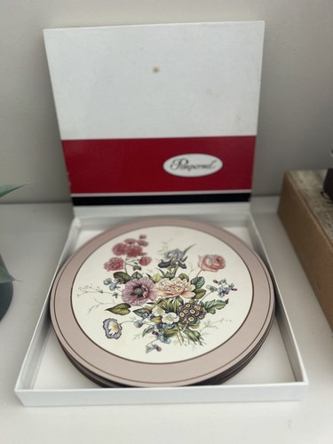 Pimpernel floral bouquet - floral, 10"