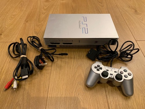 Sony playstation console - playstation, 2