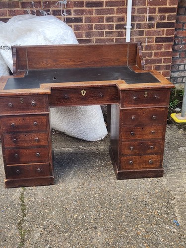 Antique oak leather - antique, topped