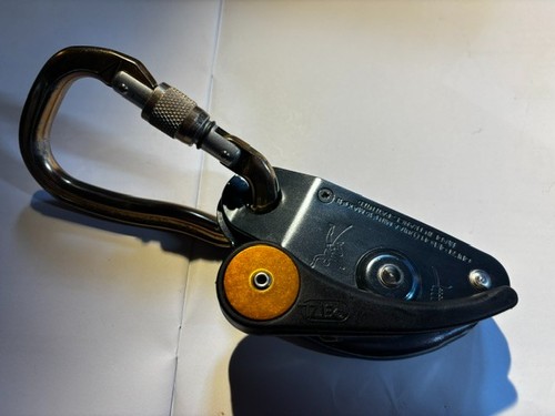 Petzl grigri belay device - belay,