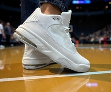 Nike Jordan Max Aura 2 Mens