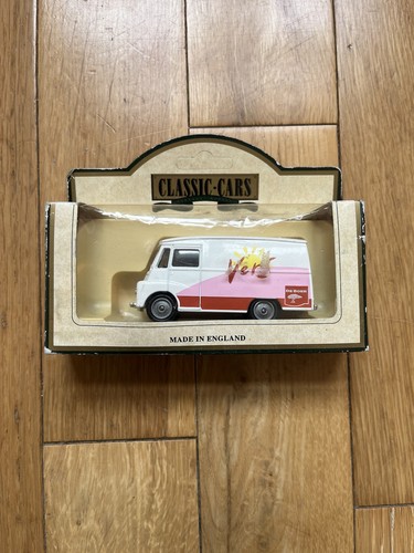 Lledo classic cars 1959 morris - cars,