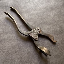ANTIQUE LUND PATENT SINGLE