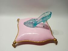 Disney Cinderella Light Up & Sound Glass Shoe On Pillow Koninklijke