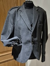 Mens Grey Kilt jacket with matching waist coat Size 42
