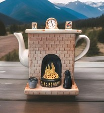 Collectable Tony Carter Teapot Tea pot Fireside Hearth Cat Detailed Firebox VTG