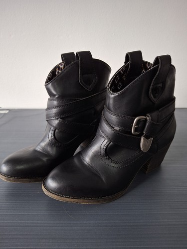 Womens black rocket - womens, dog