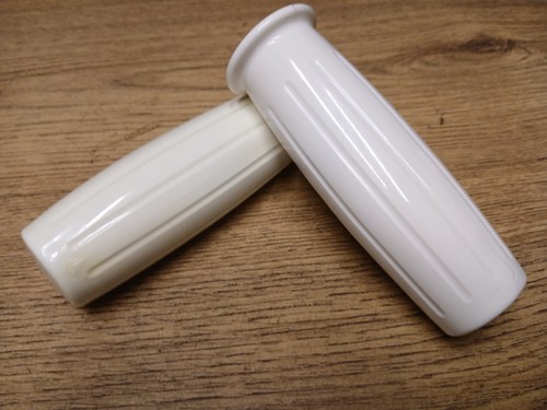 366 handlebar grips white - 1",