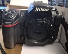 Nikon D300 12.3MP Digital SLR
