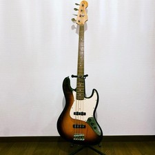 Squier by Fender Jazz Bass
