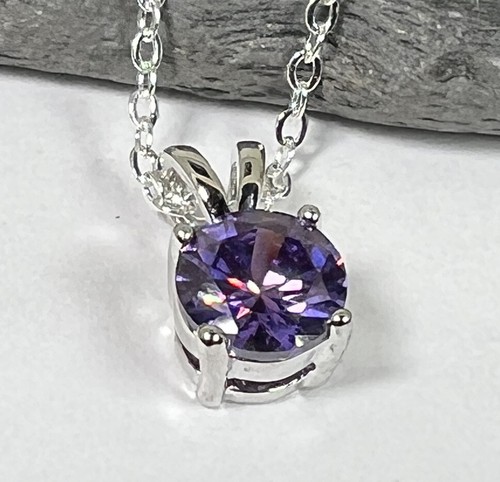 Amethyst sparkly stone - cz,